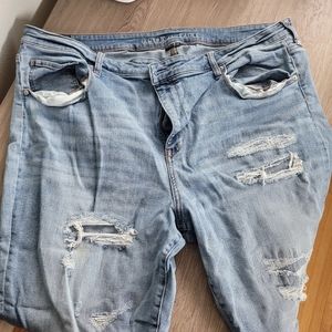 Hi-rise American Eagle skinny jean